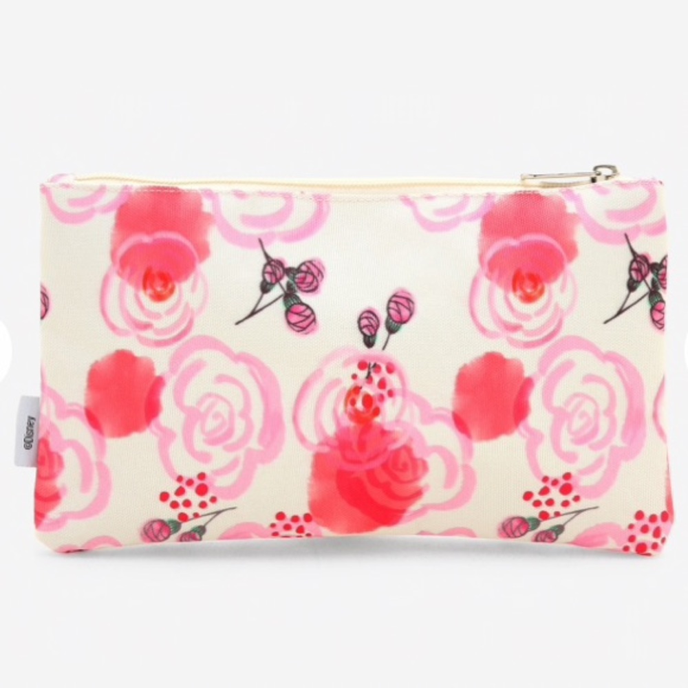 LOUNGEFLY DISNEY THE ARISTOCATS MARIE MAKEUP BAG! - Picture 2 of 3